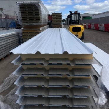 Very Cheap 6m Trisomet 333 Composite Panels / Insulated Box Profile Steel Roofing Sheets in White with a Plastisol Coated Finish – Packs to clear
